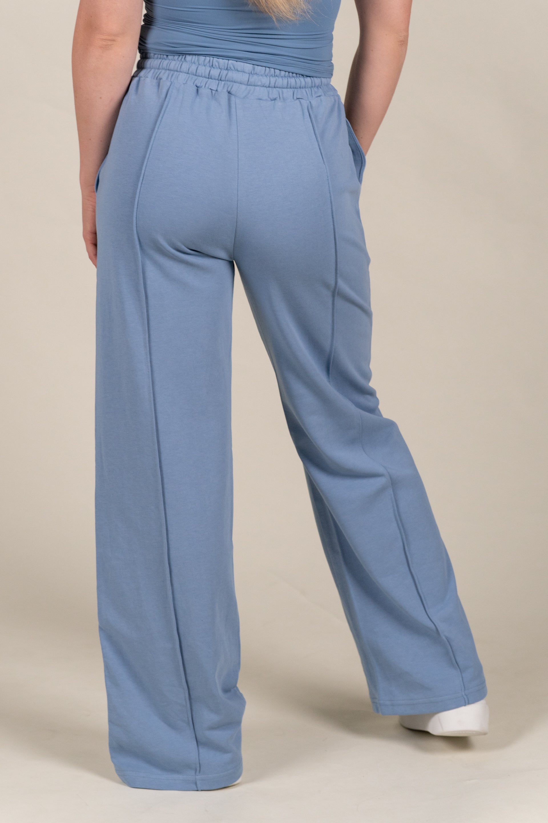 “BASE” Široka Trenirka - Baby Modra