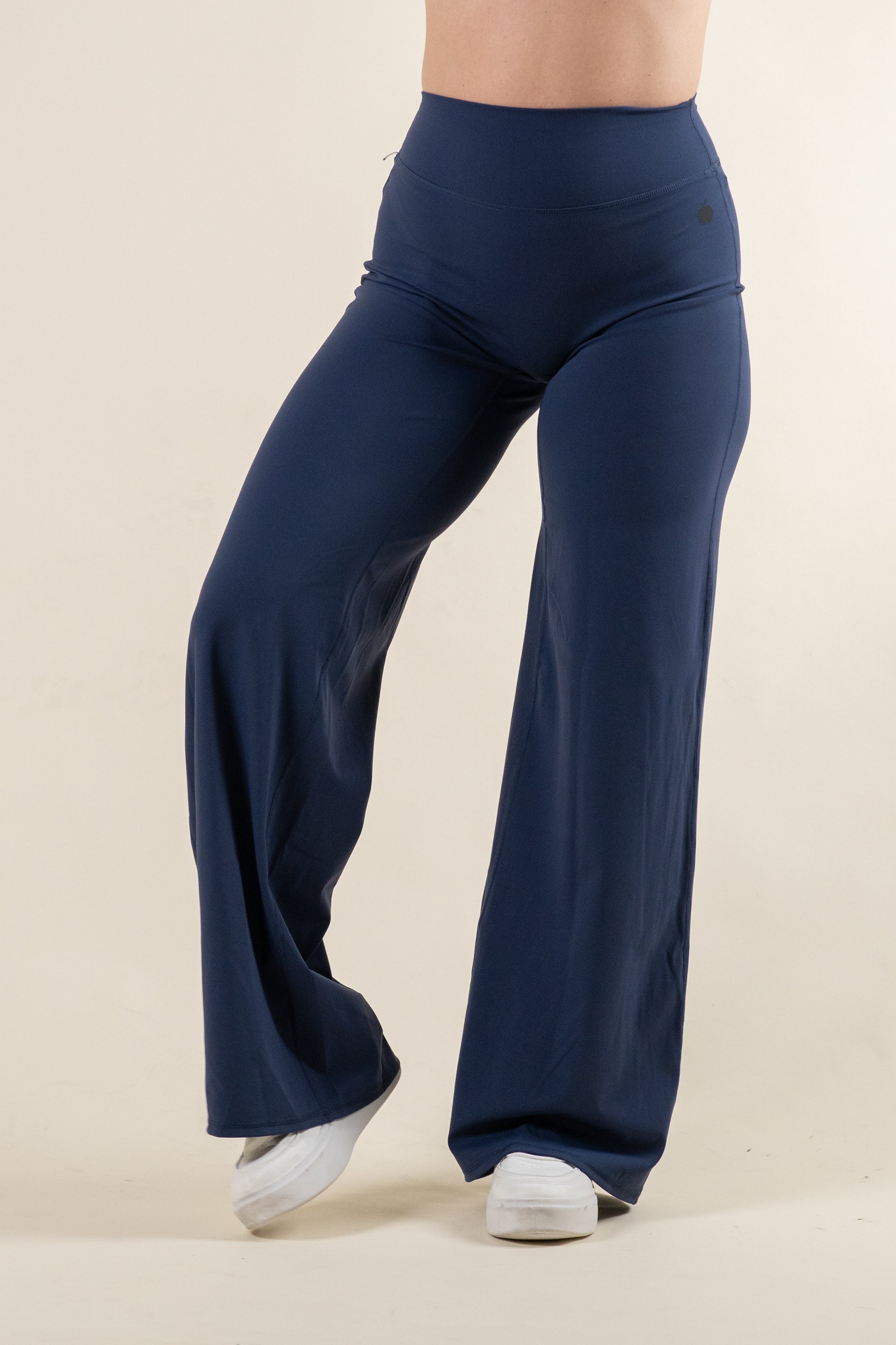 “BASE” Široke Pajkice - Modra