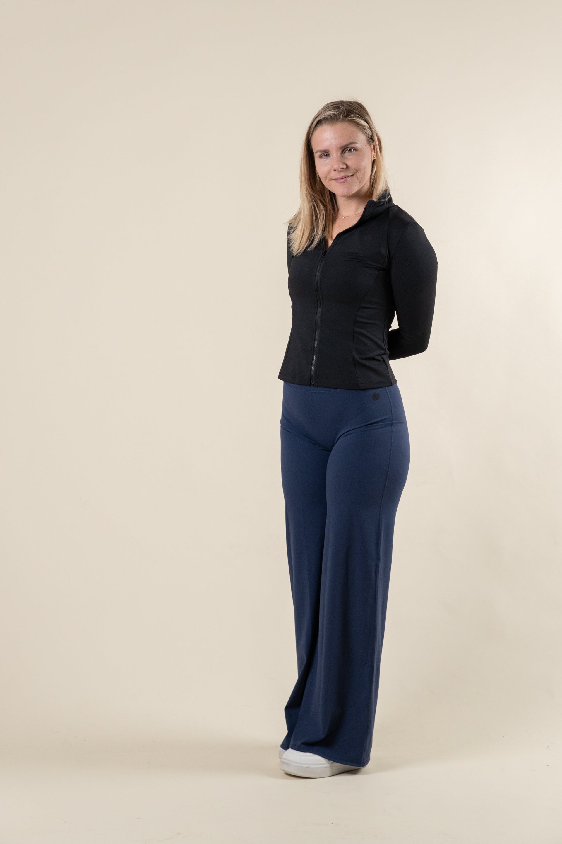 “BASE” Široke Pajkice - Modra