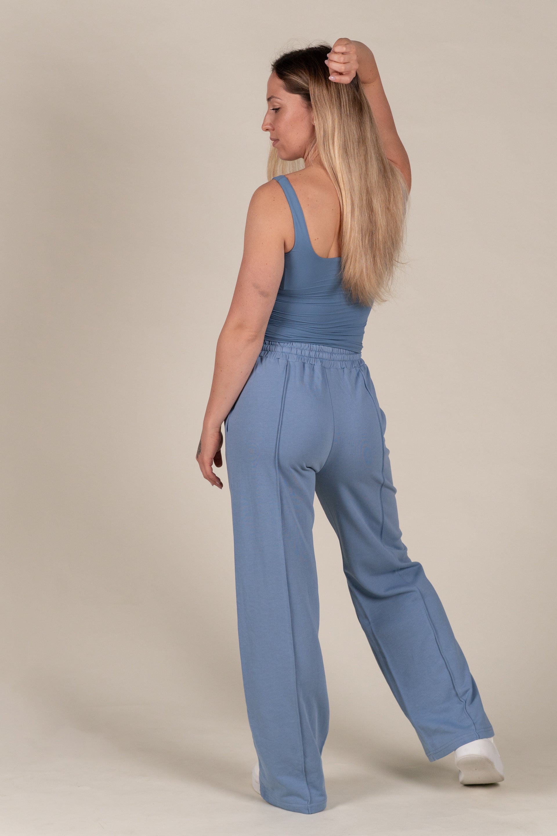 "BASE" SET : Trenirka + Tank Top (Baby Modra)