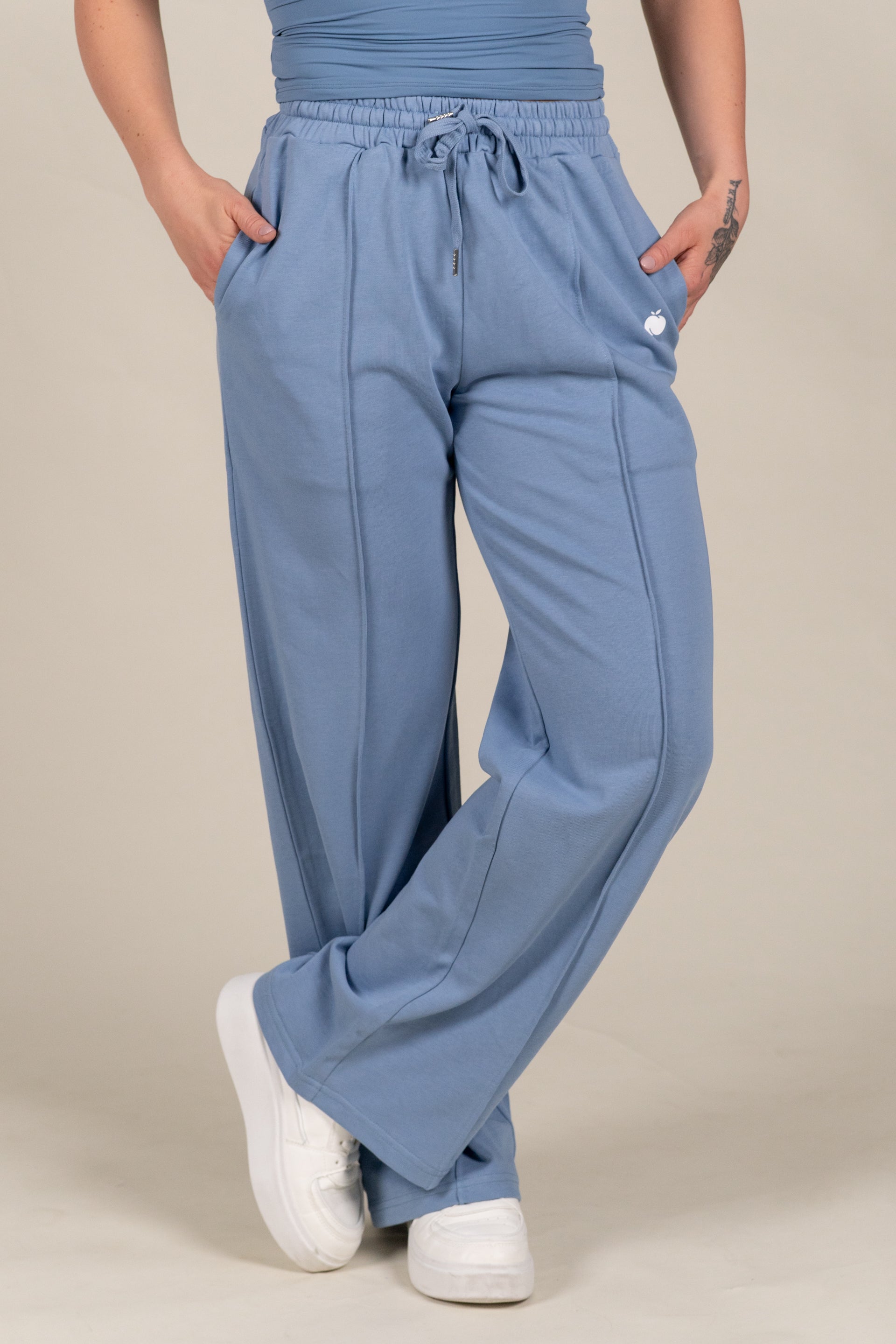 “BASE” Široka Trenirka - Baby Modra