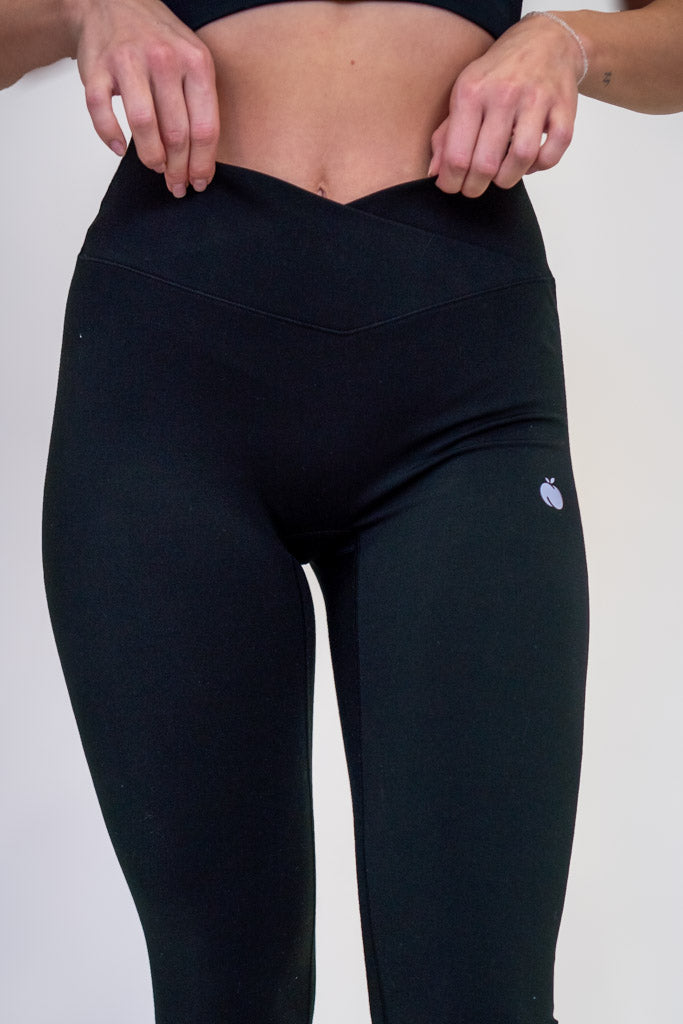 “BASE” V-waist Pajkice - Black