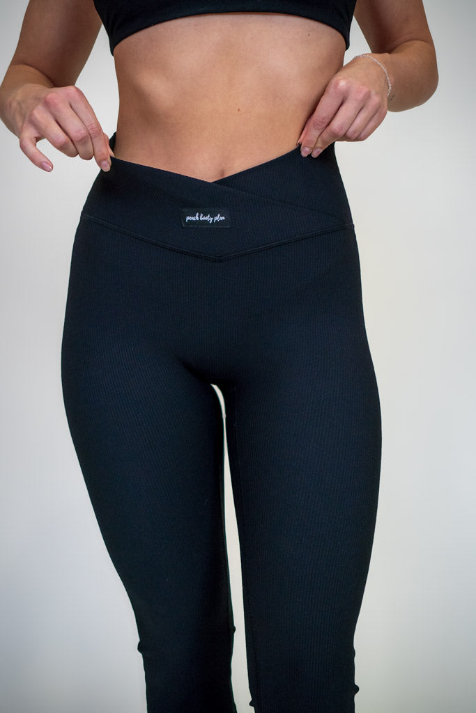 “STYLE” Ribbed V-waist Pajkice na zvonec - Black