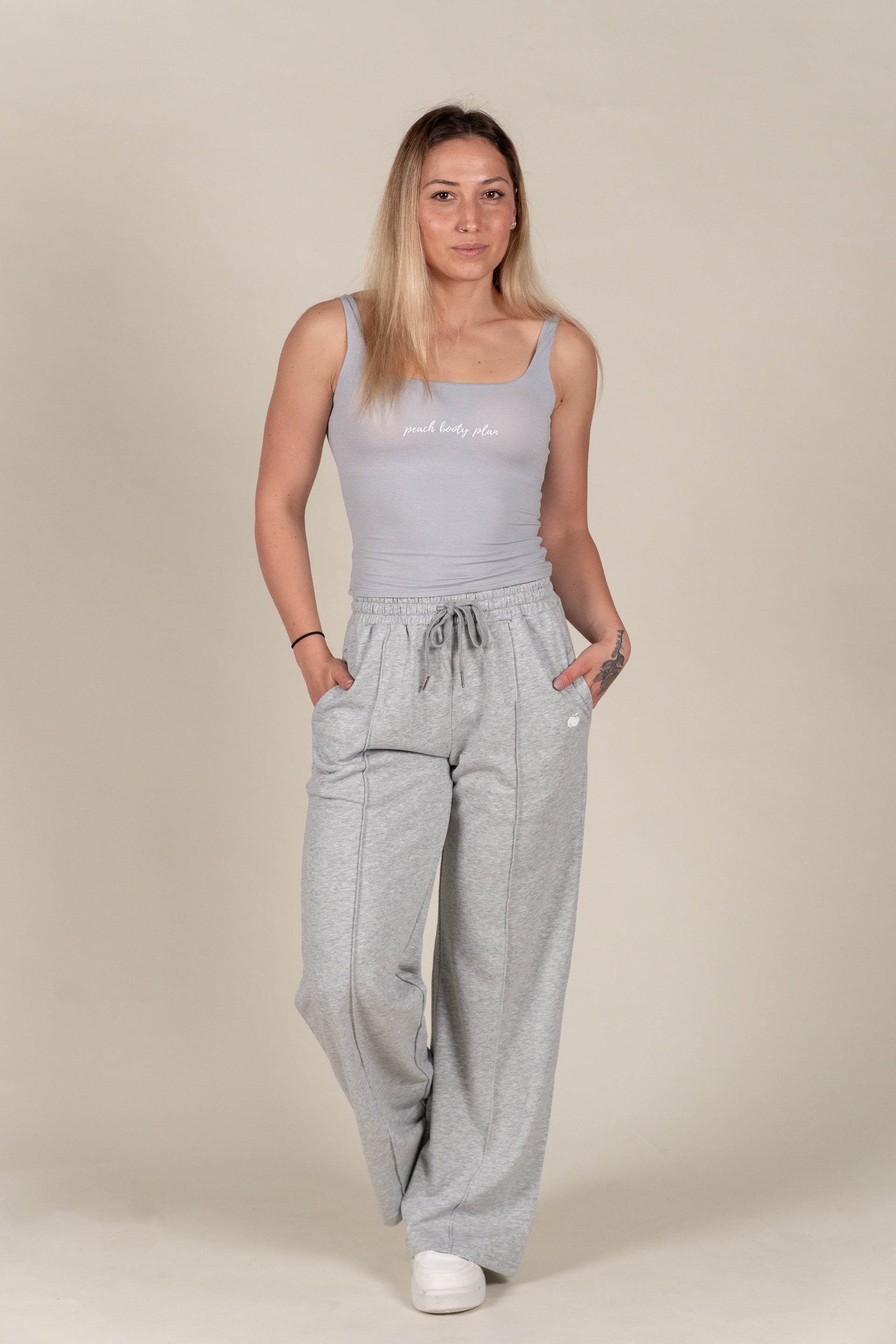 "BASE" SET : Trenirka + Tank Top (Siva)