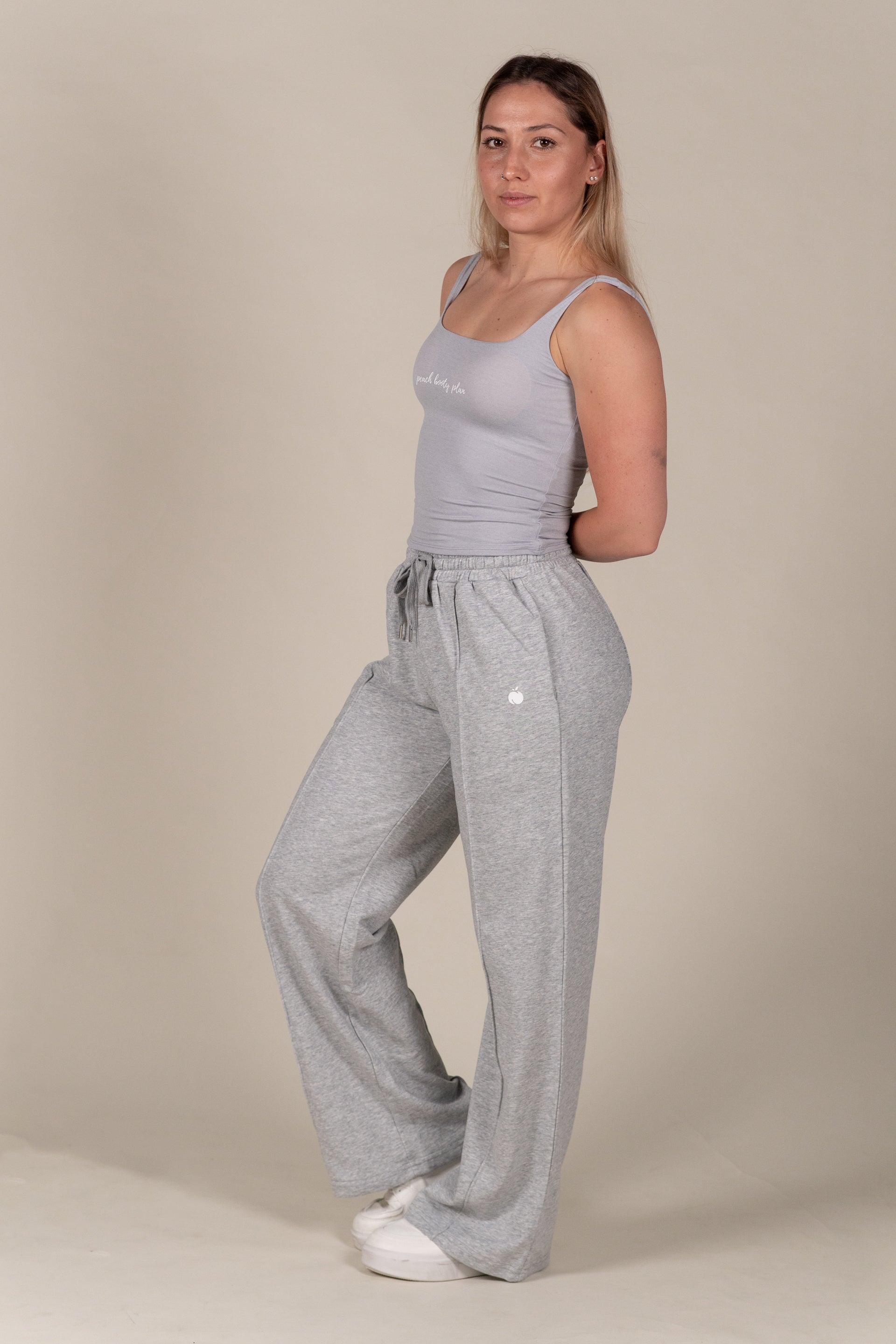 "BASE" SET : Trenirka + Tank Top (Siva)